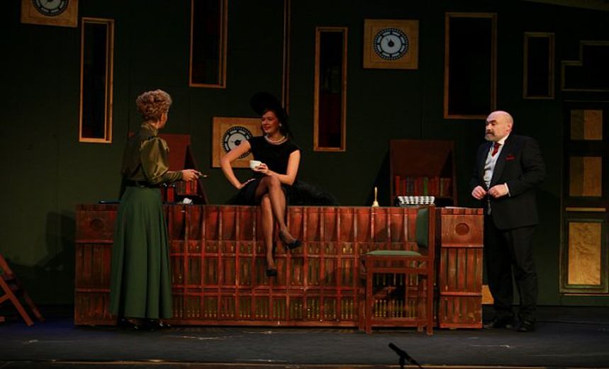 Миллионерша