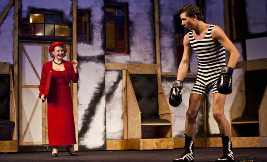 Миллионерша