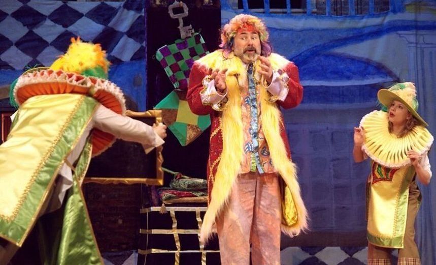 Королевство кривых зеркал